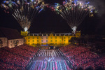 Schweiz_Basel Tattoo_Aufführung Fernansicht oben_Feuerwerk2